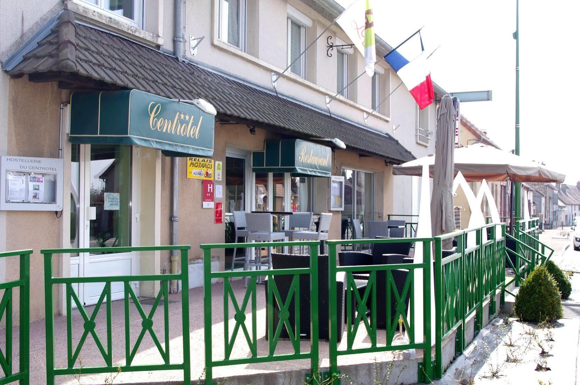 Logis Hotel Centrotel Et Spa Bulles D'Allier مونتمارت المظهر الخارجي الصورة